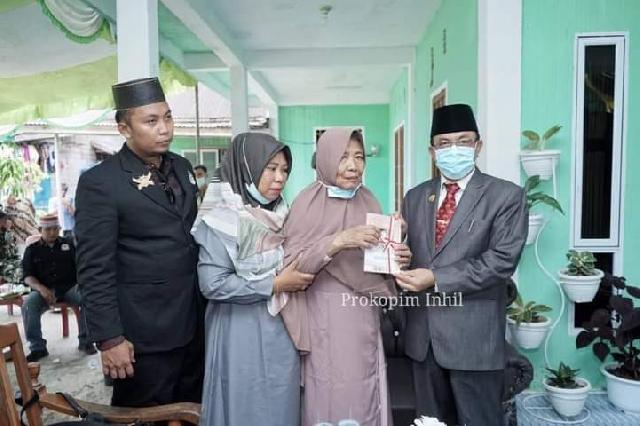 Mengingat Jasa Pahlawan, Bupati Wardan Ziarah ke Makam Letda M Boya