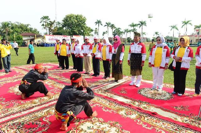 Pelaksana Porseni PGRI, Menteri Pendidikan dan Kebudayaan Puji Kehebatan Siak